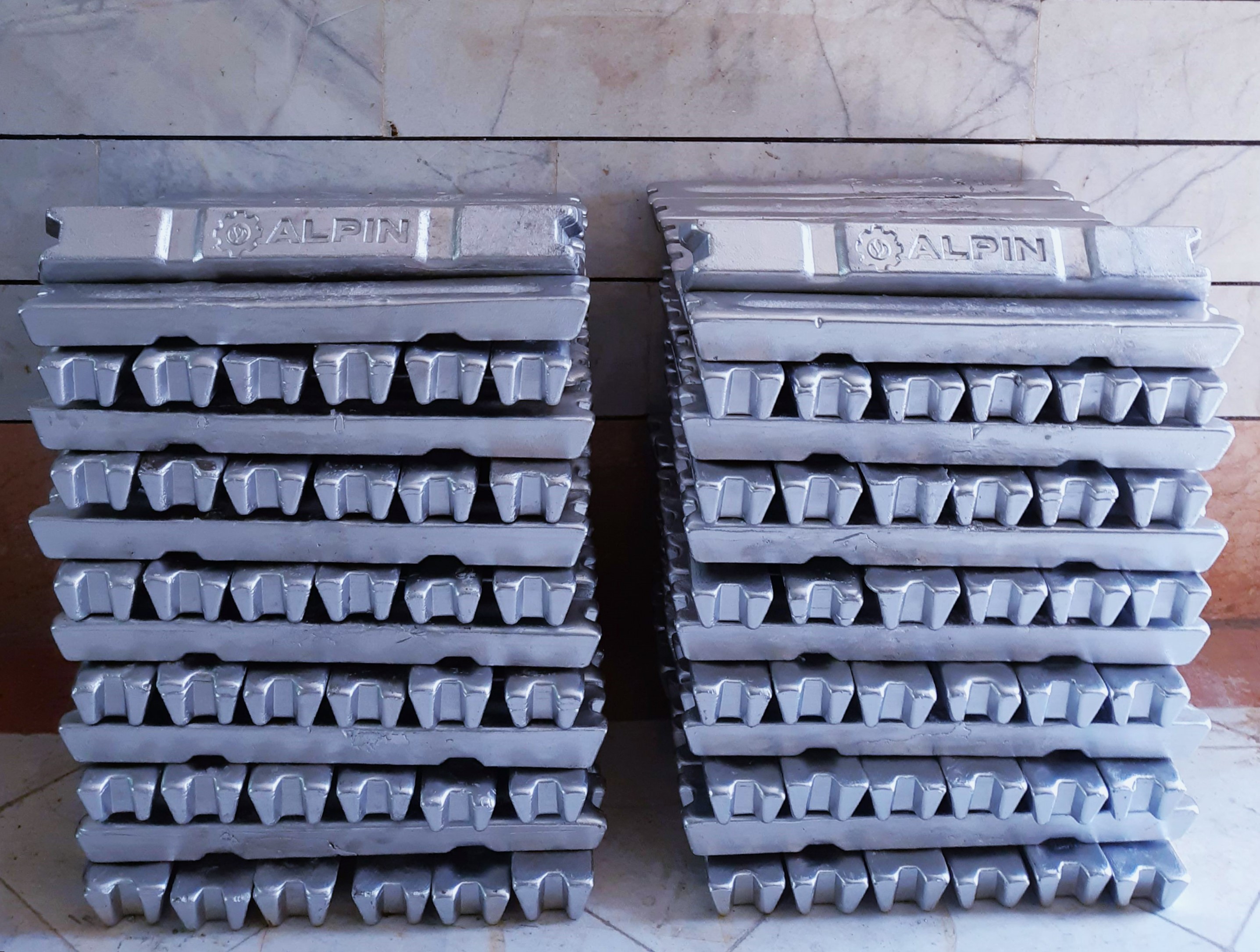  شمش آلومینیوم کارتل